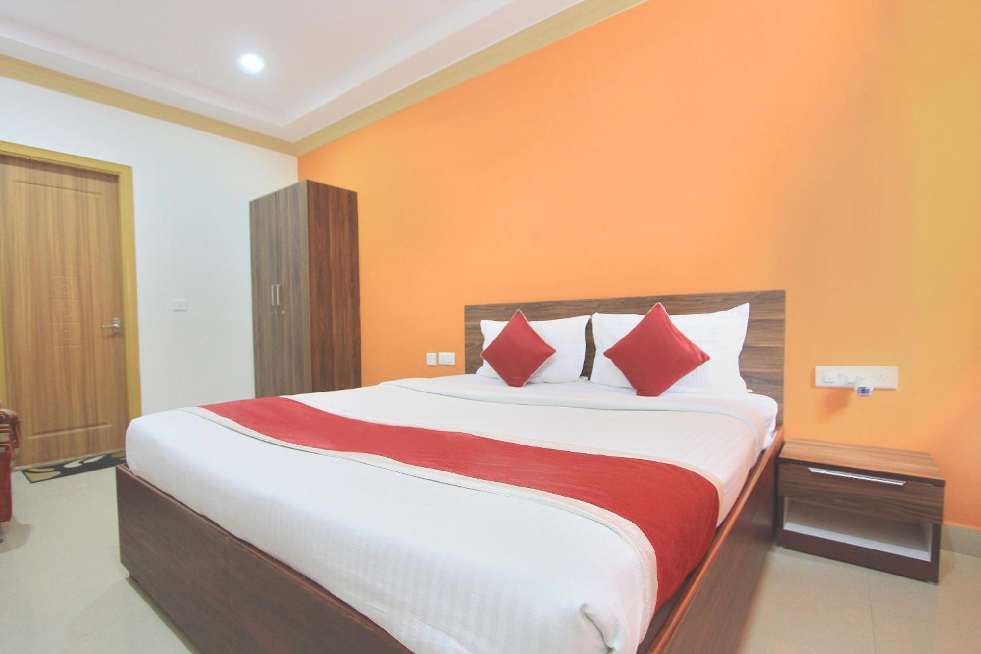 Hotel Garden Green Bangalore Bagian luar foto