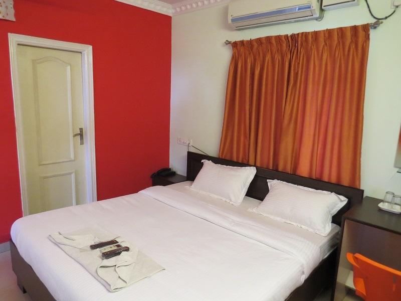 Hotel Garden Green Bangalore Bagian luar foto